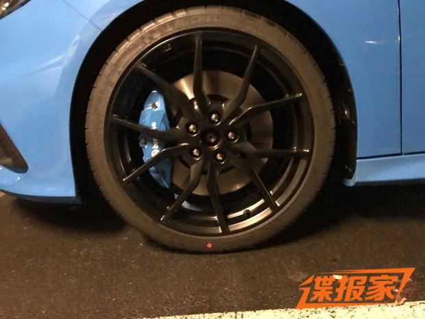 2018日內(nèi)瓦車展探館：?？怂筊S限量版