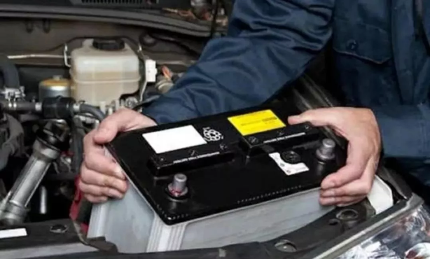 汽車電瓶壞了，可能是這幾種因素造成！