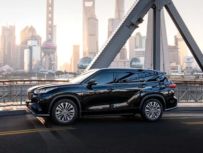 品人間百味，說百味人生，看“饞宗大師”沈宏非的蟹語人生