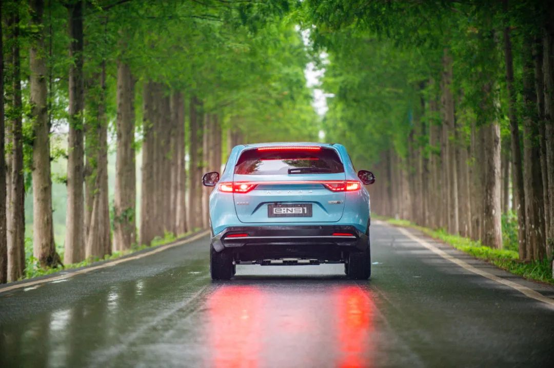 試駕路上的這些美景，我不允許你沒看到！